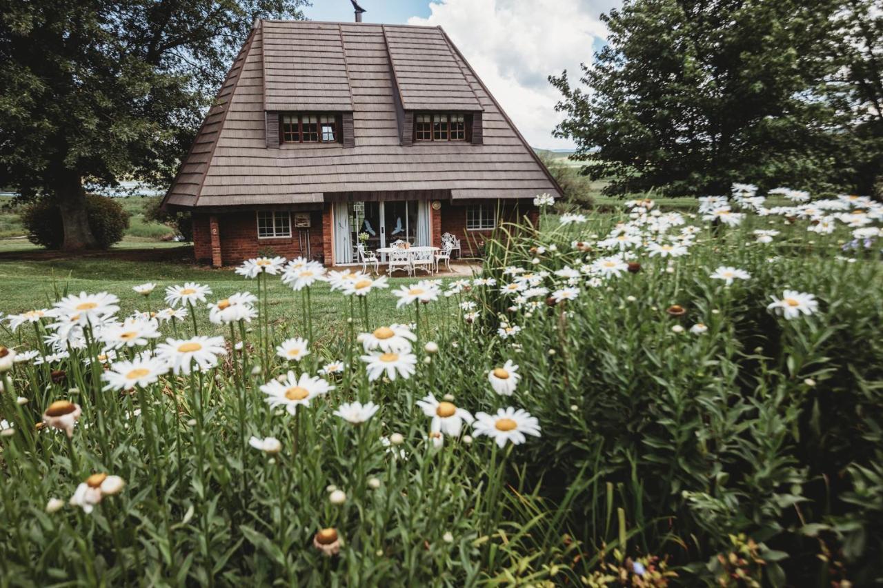 Valley Lakes Chalets Underberg Exteriör bild