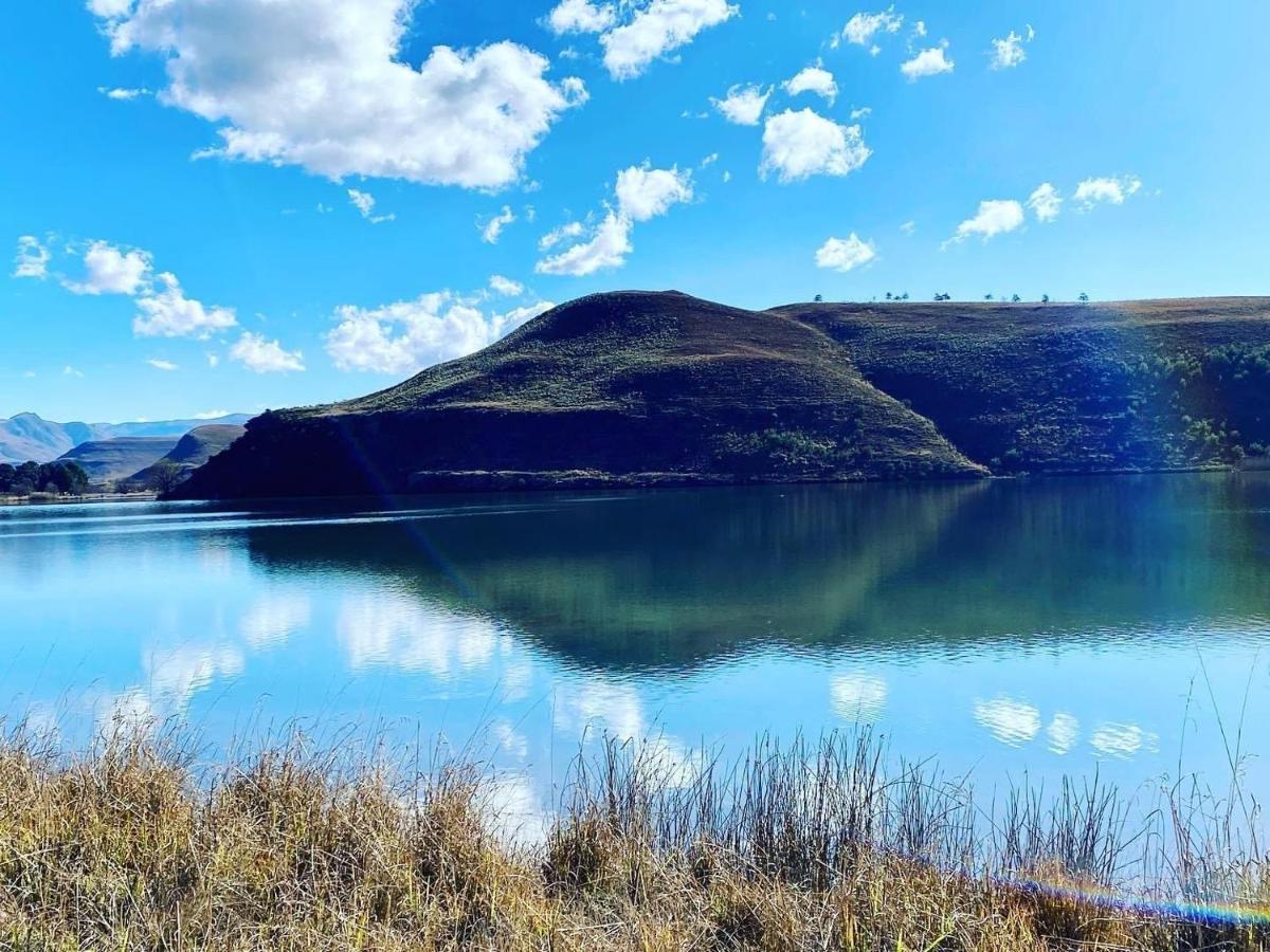 Valley Lakes Chalets Underberg Exteriör bild